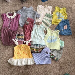 Matilda Jane Girls' Clothing mix and match lot. 
Size 4.   7 tops 8 bottoms.